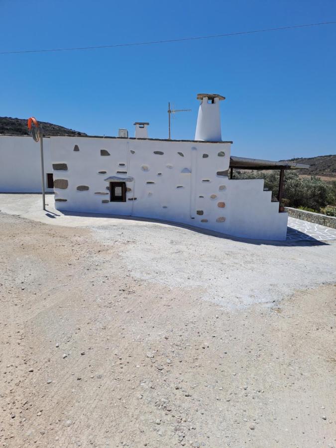 Traditional House Paros Szarakíniko Kültér fotó