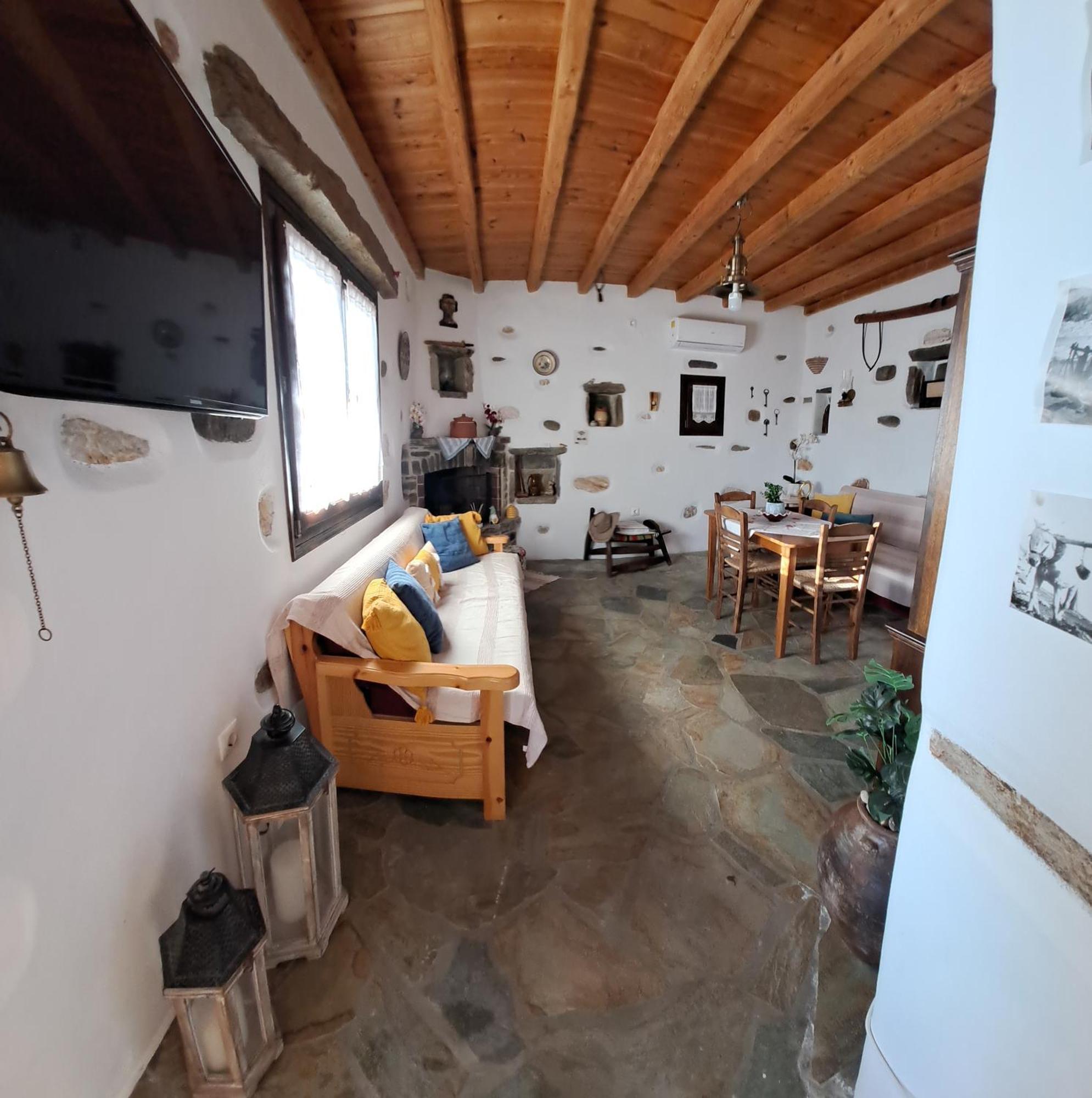 Traditional House Paros Szarakíniko Kültér fotó