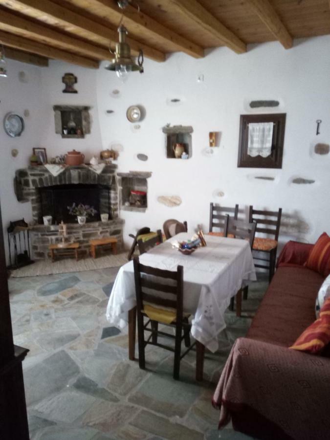 Traditional House Paros Szarakíniko Kültér fotó