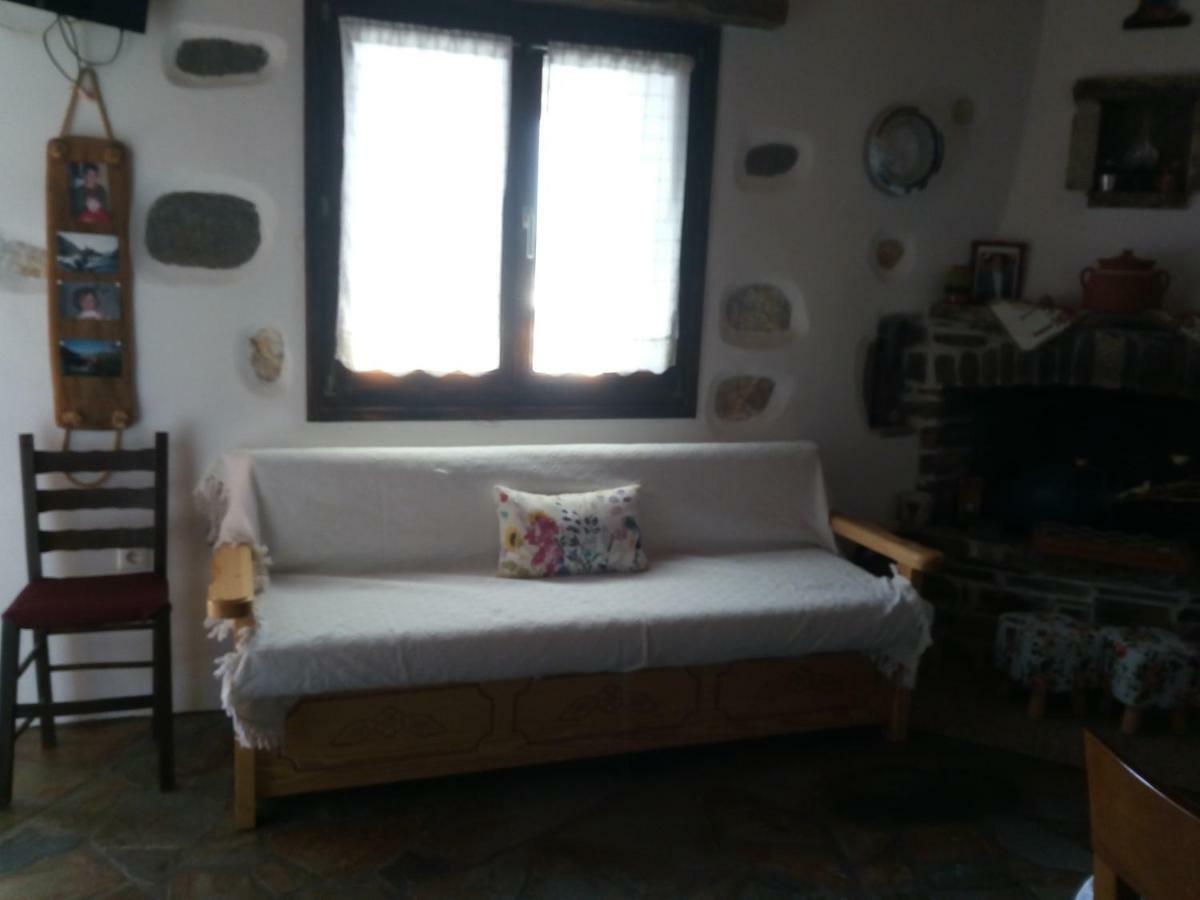 Traditional House Paros Szarakíniko Kültér fotó